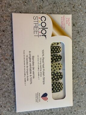 B2G1 Salute to You - Color Street Gold and Black Star Nail Strips